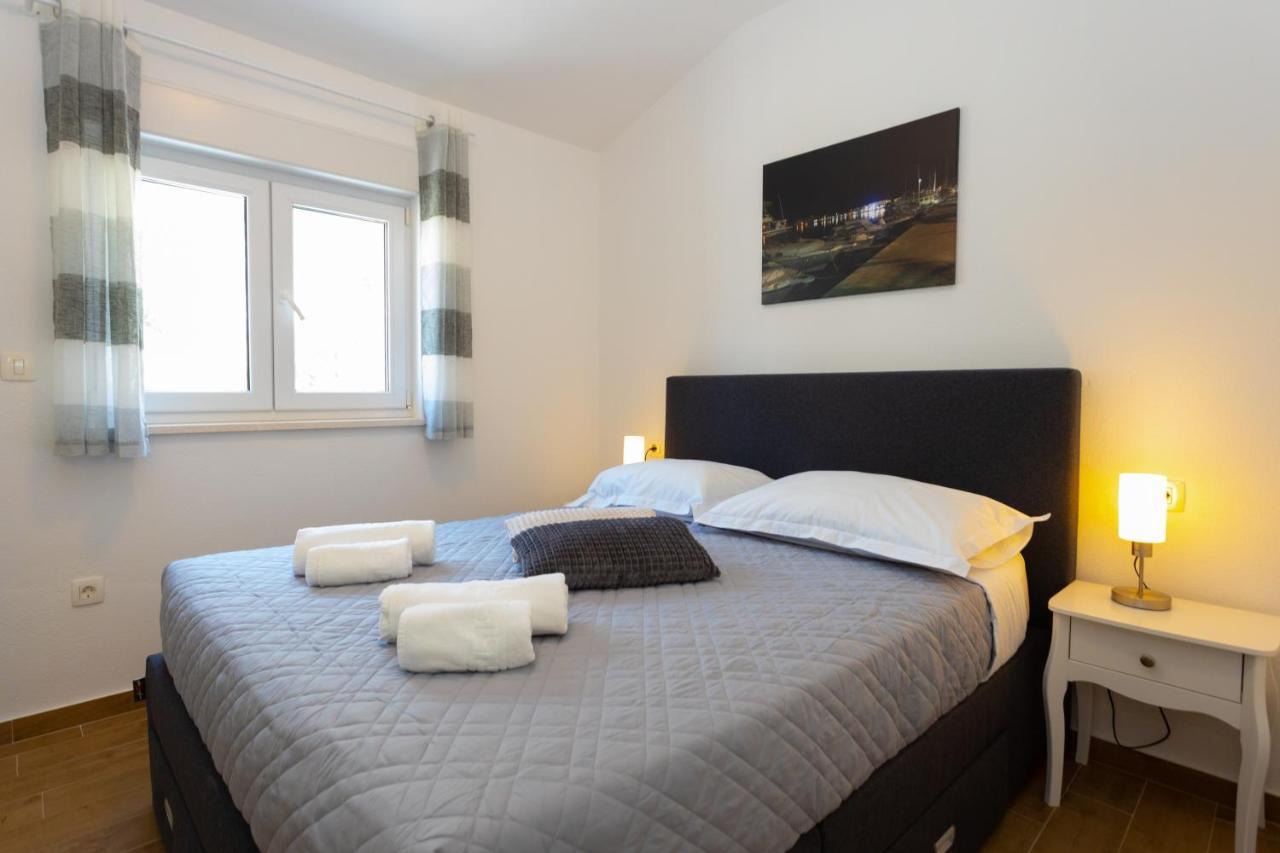 Jasa Deluxe Lägenhet Makarska